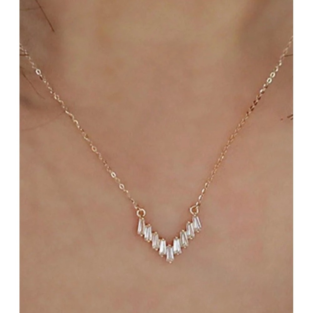 925 Sterling Silver Dainty CZ Baguette V Shape Pendant Necklace 14k Gold Plated